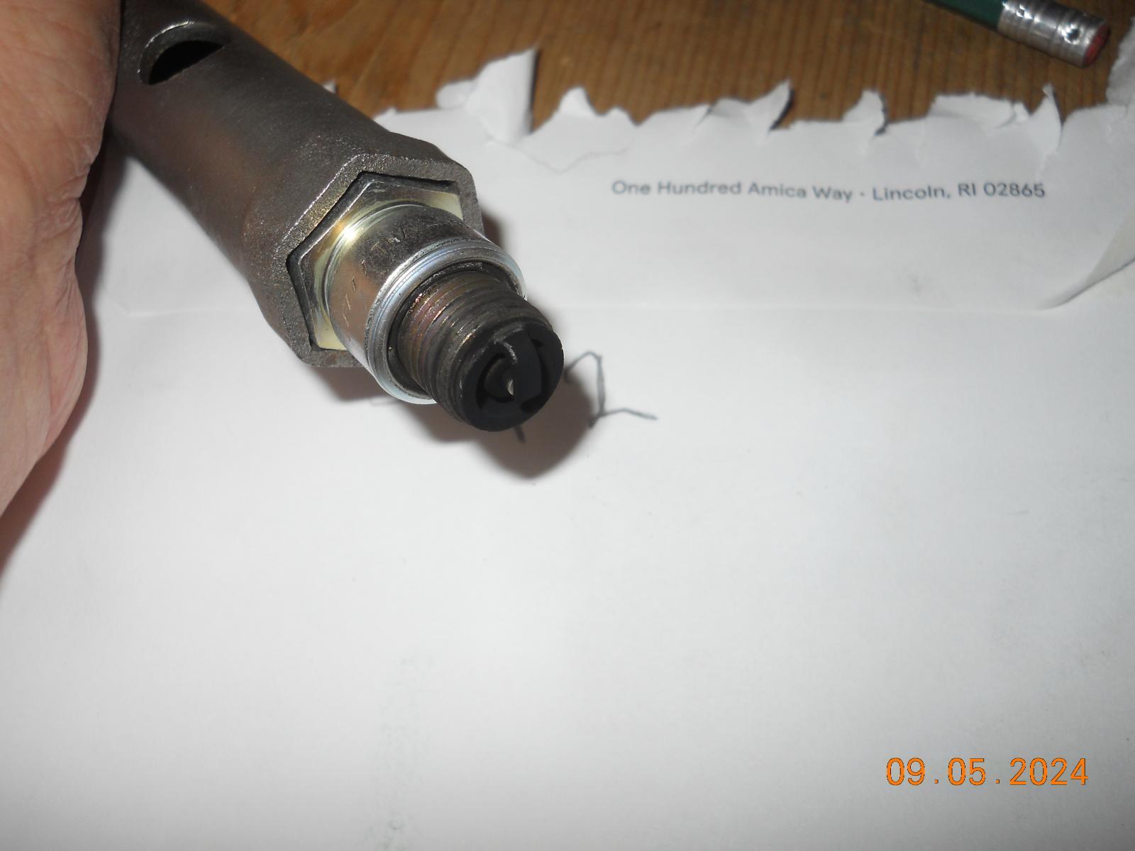 Image may have been reduced in size. Click image to view fullscreen.