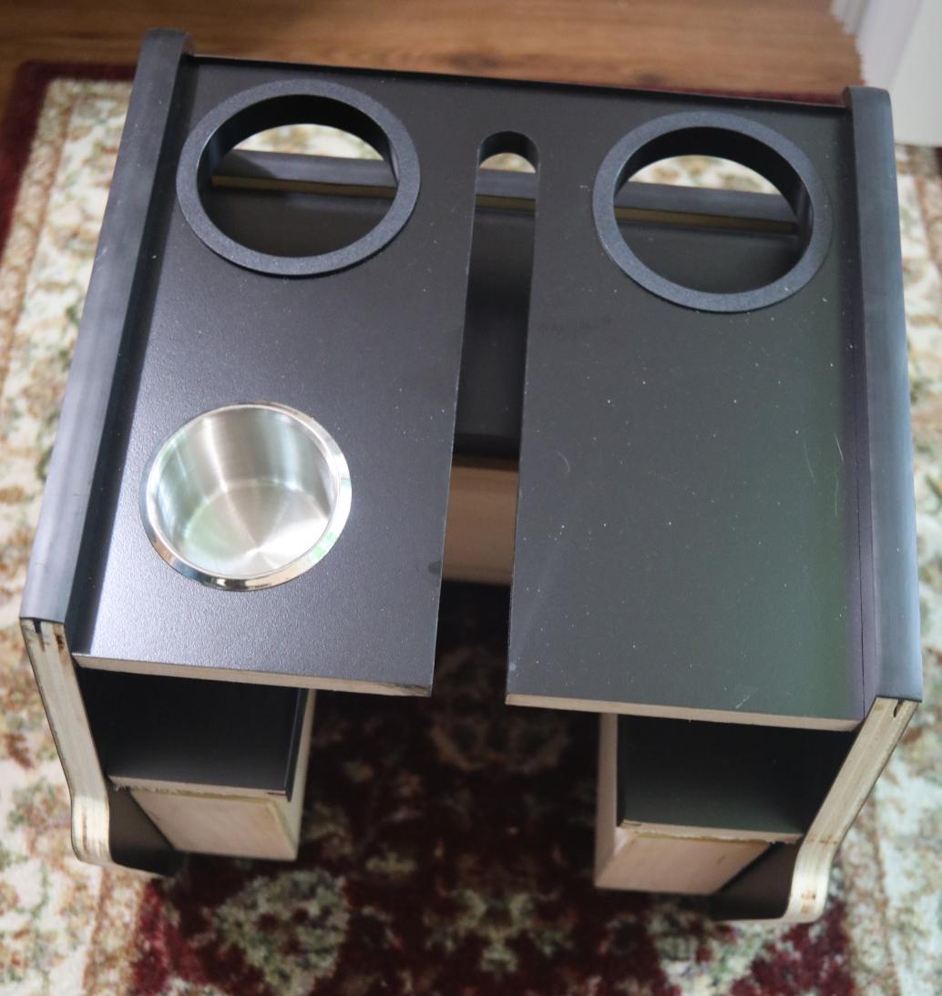 Image may have been reduced in size. Click image to view fullscreen.