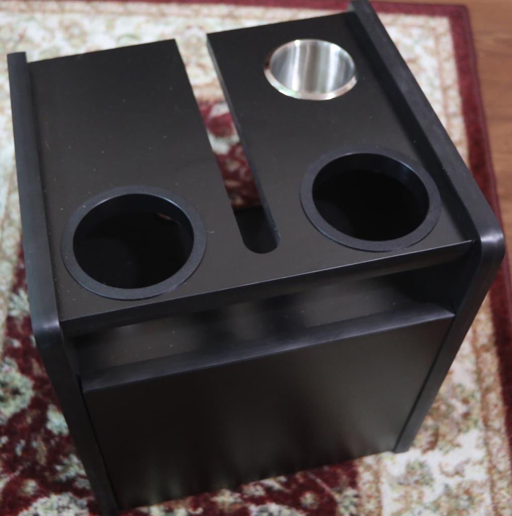 Image may have been reduced in size. Click image to view fullscreen.