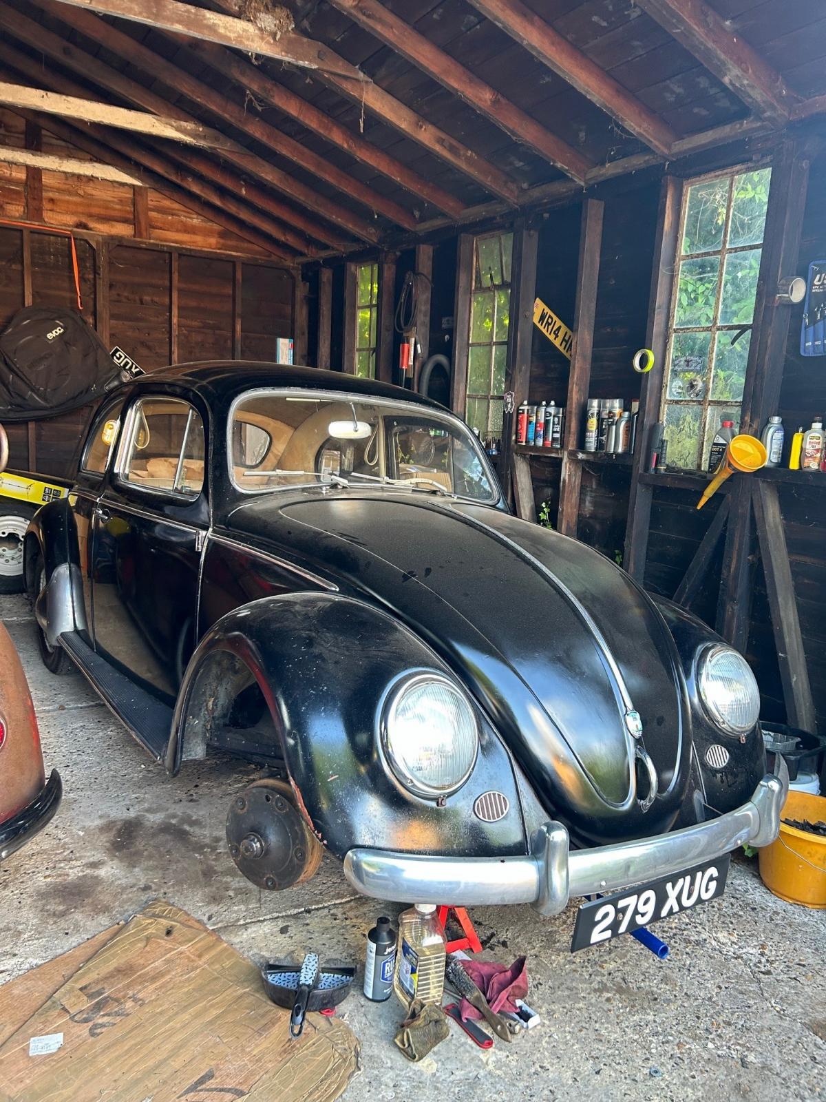 Image may have been reduced in size. Click image to view fullscreen.