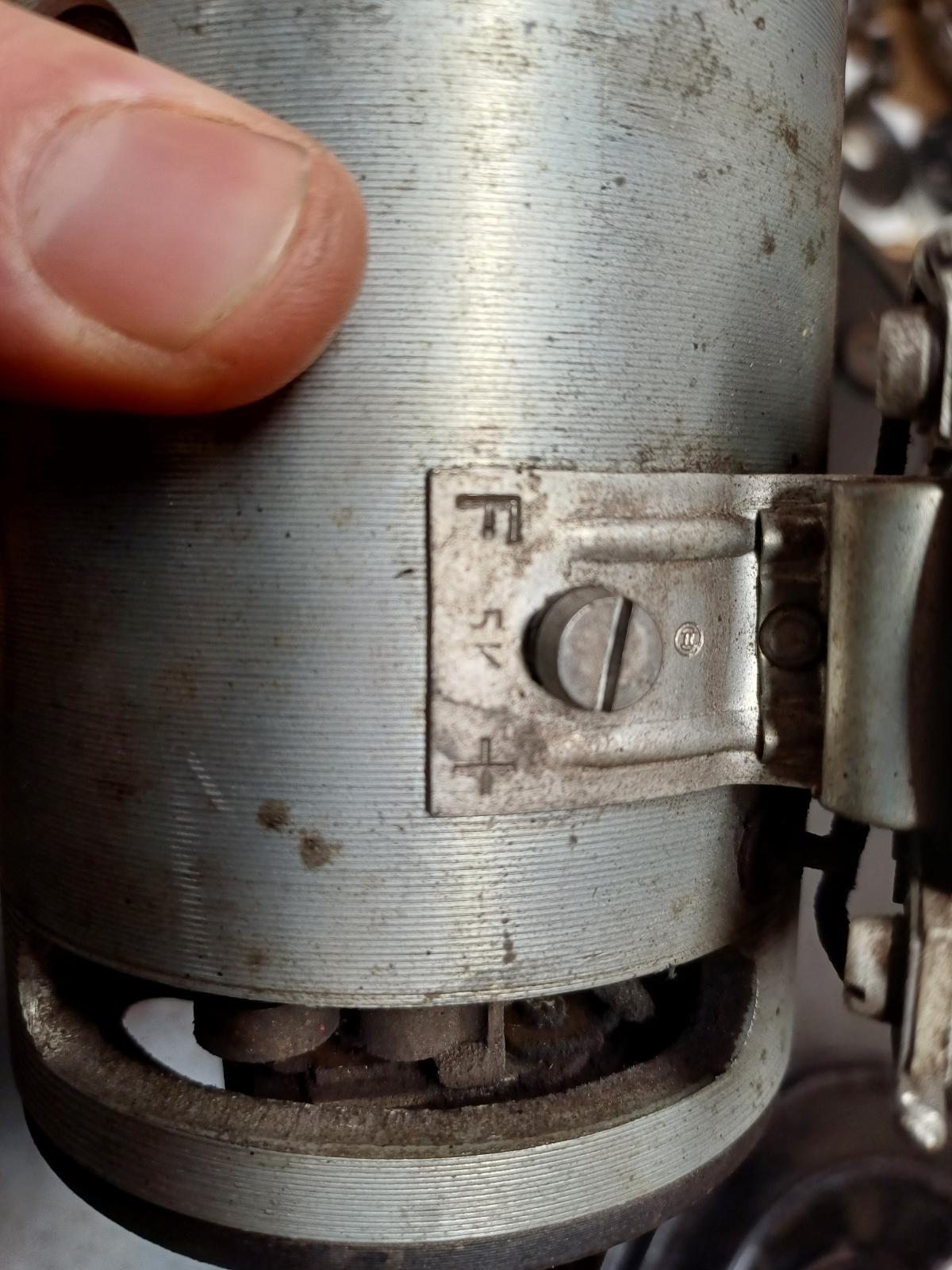 Image may have been reduced in size. Click image to view fullscreen.