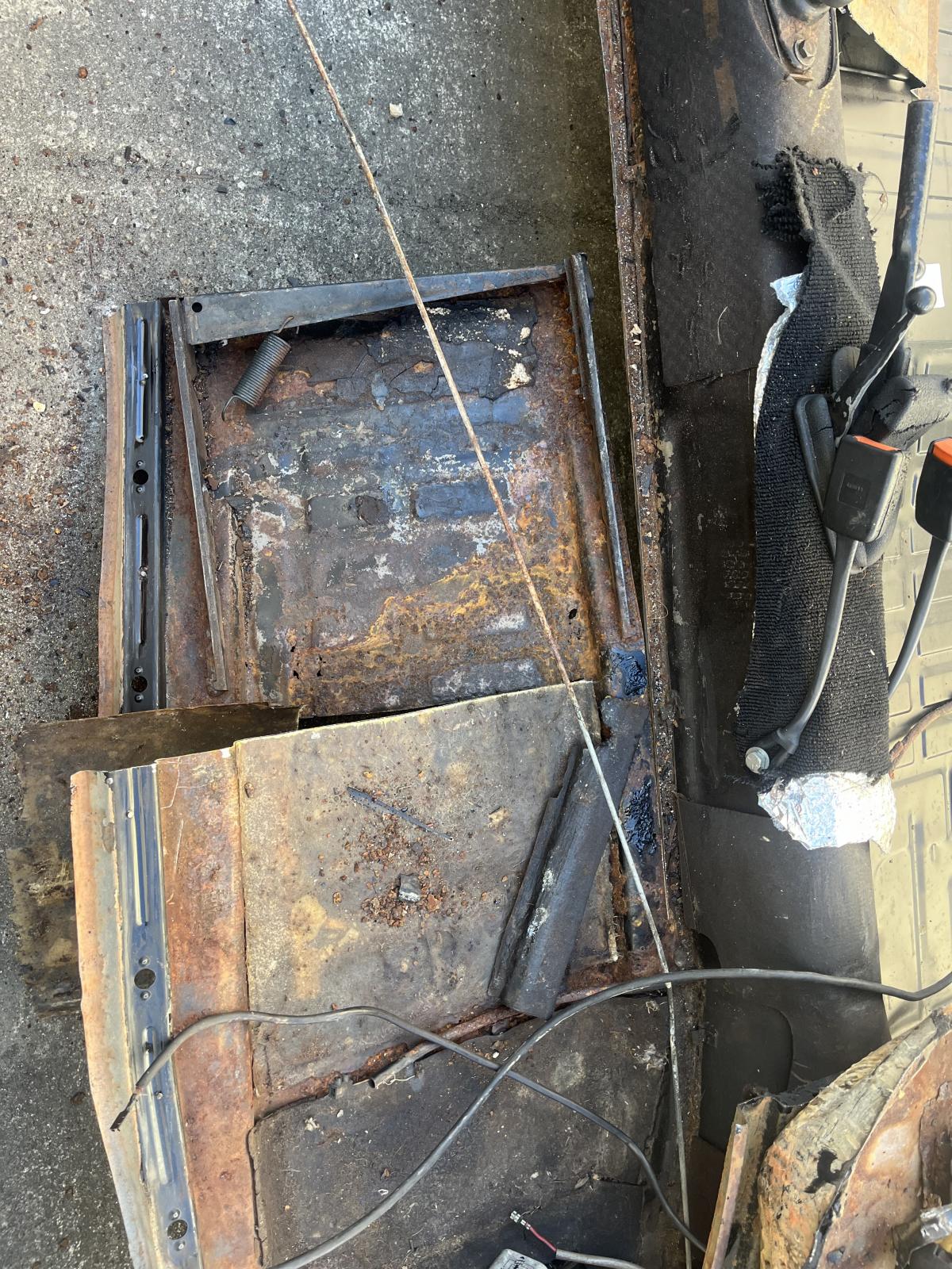 Image may have been reduced in size. Click image to view fullscreen.