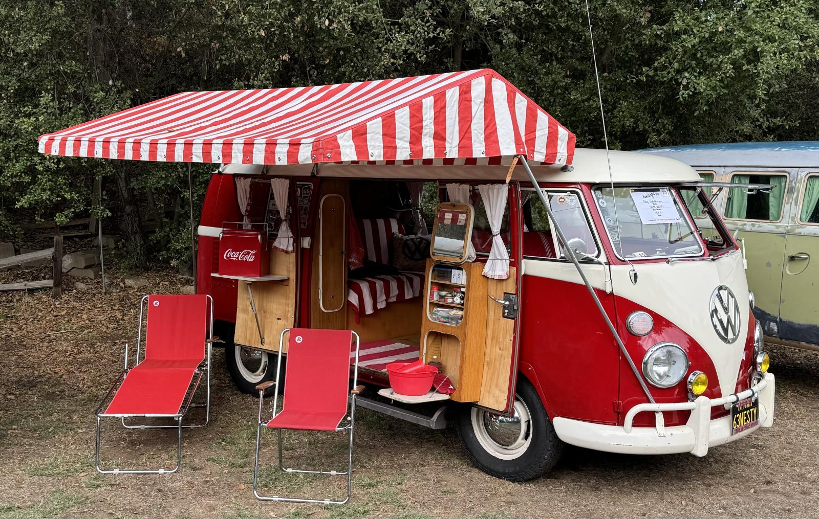 Image may have been reduced in size. Click image to view fullscreen.