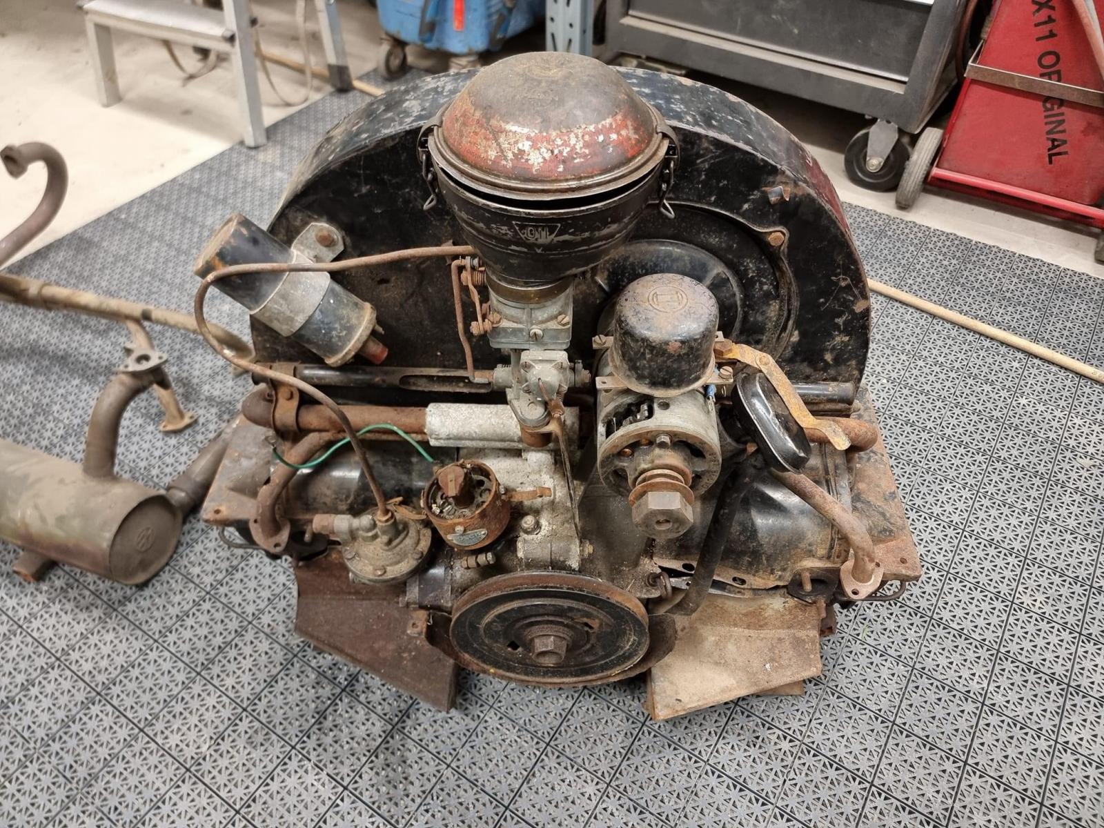 Image may have been reduced in size. Click image to view fullscreen.