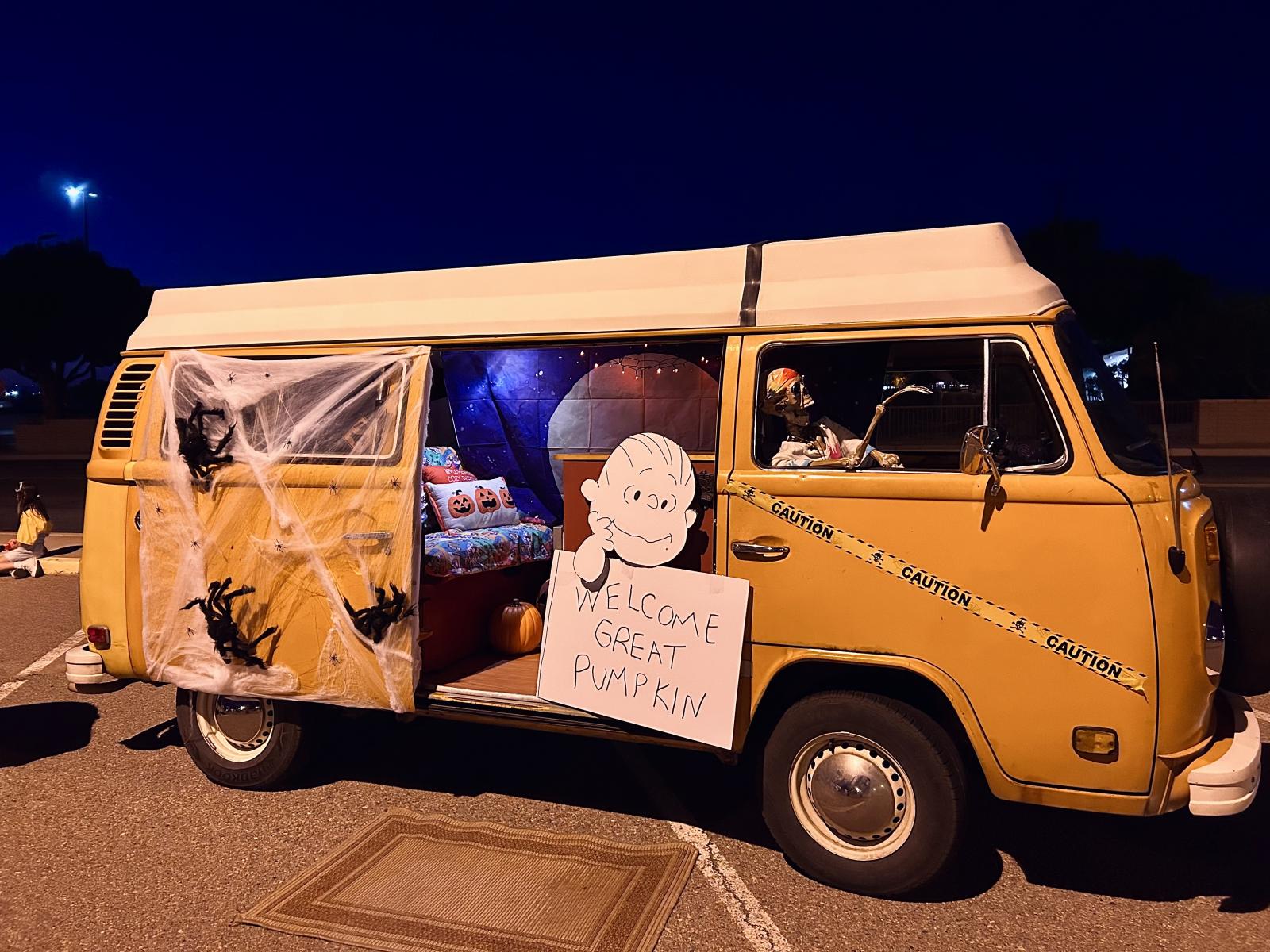 Image may have been reduced in size. Click image to view fullscreen.