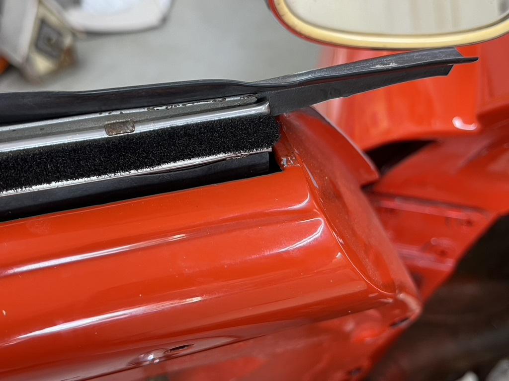 Image may have been reduced in size. Click image to view fullscreen.