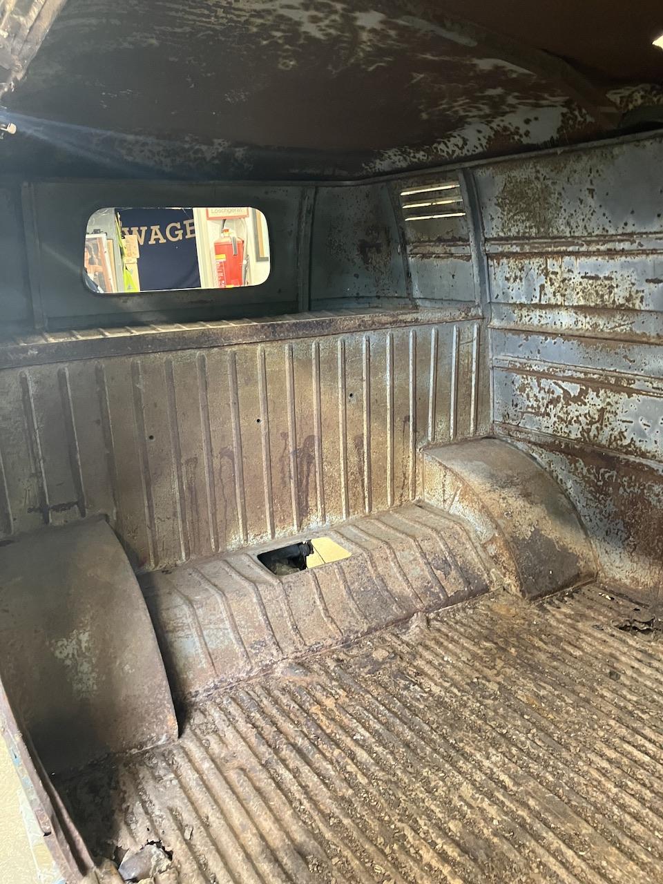Image may have been reduced in size. Click image to view fullscreen.