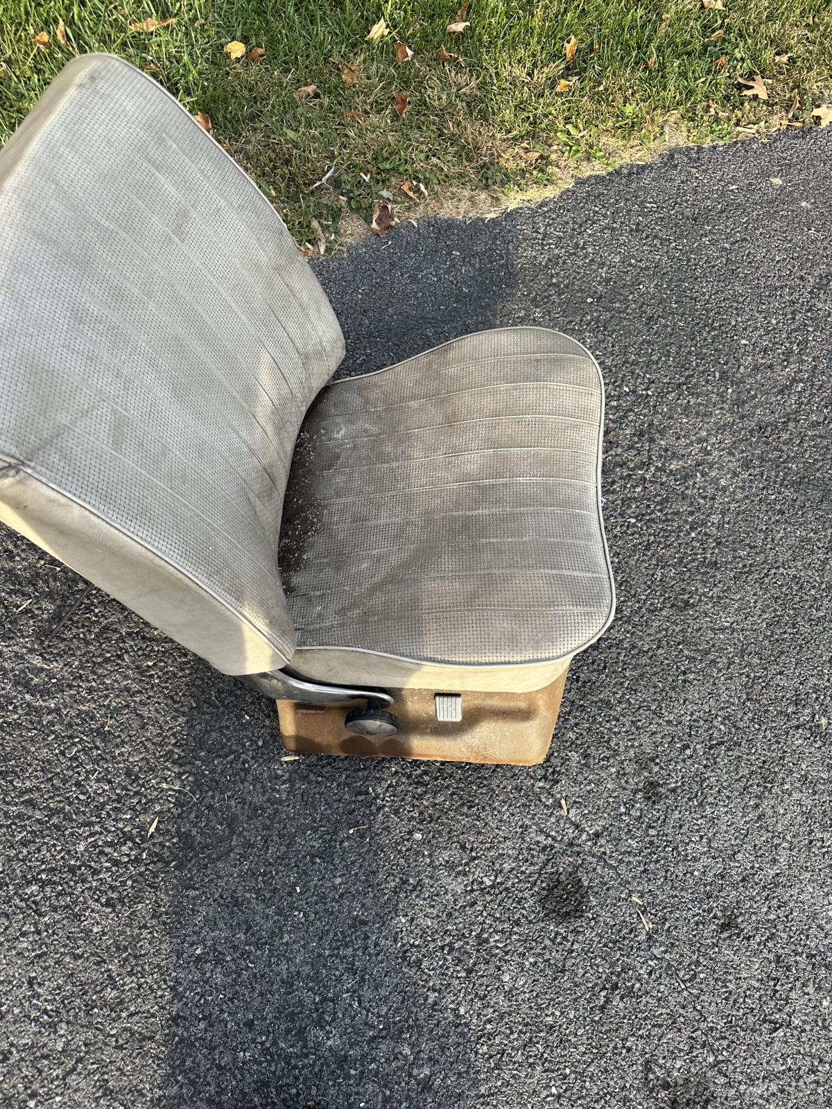 Image may have been reduced in size. Click image to view fullscreen.
