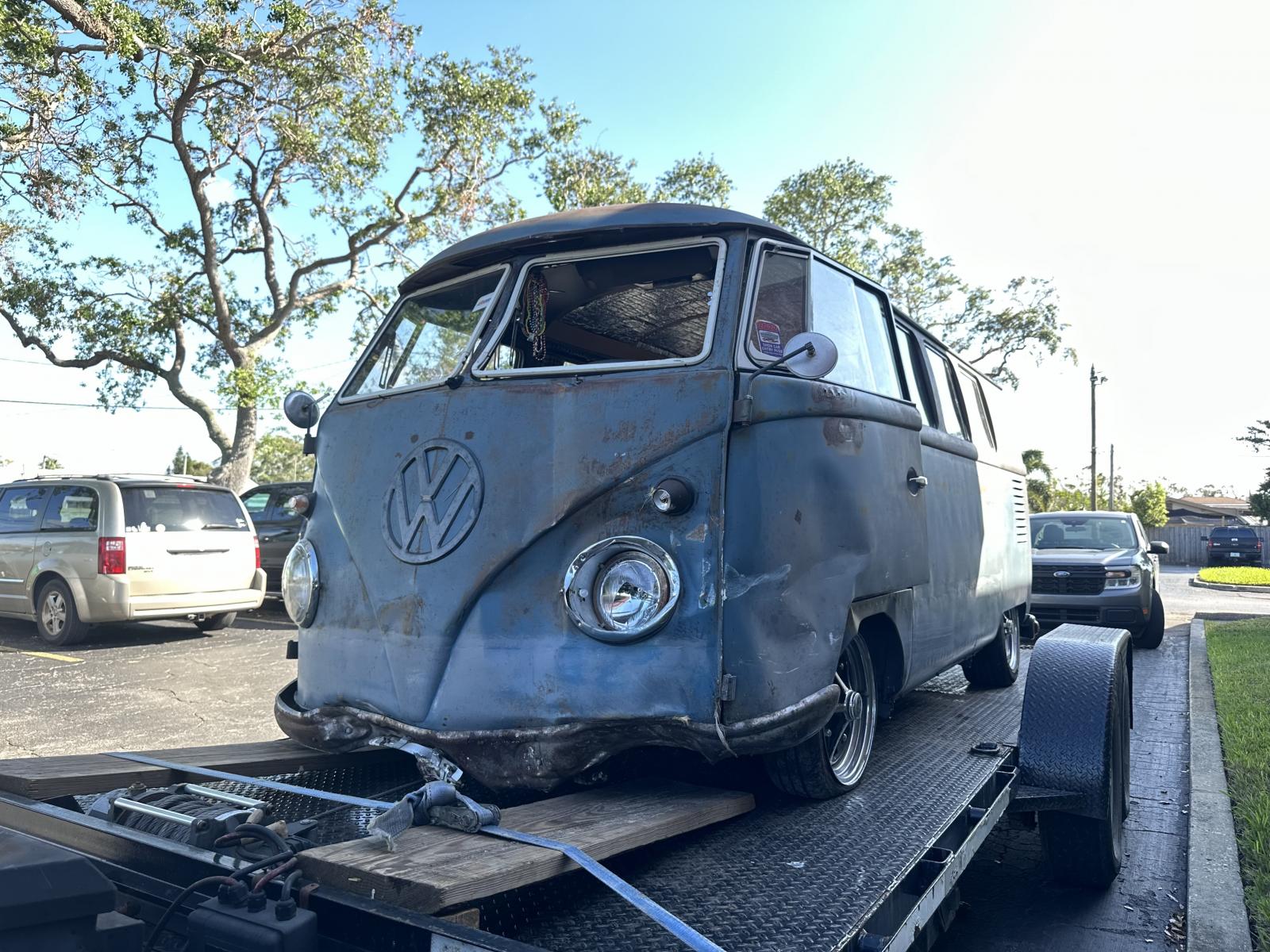 Image may have been reduced in size. Click image to view fullscreen.