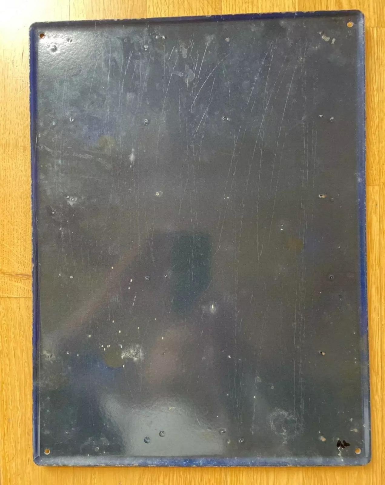 Image may have been reduced in size. Click image to view fullscreen.