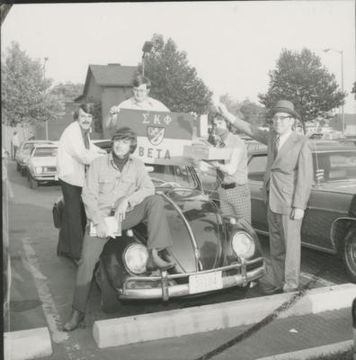 Image may have been reduced in size. Click image to view fullscreen.