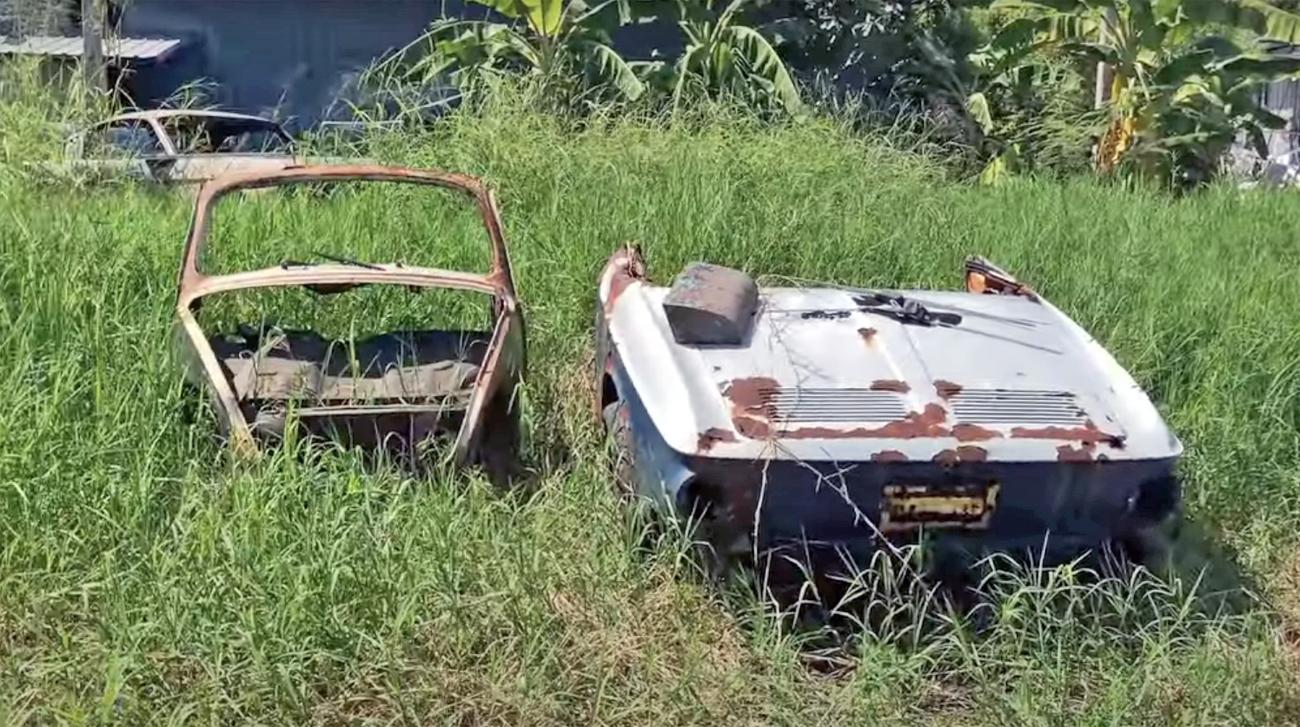 Image may have been reduced in size. Click image to view fullscreen.