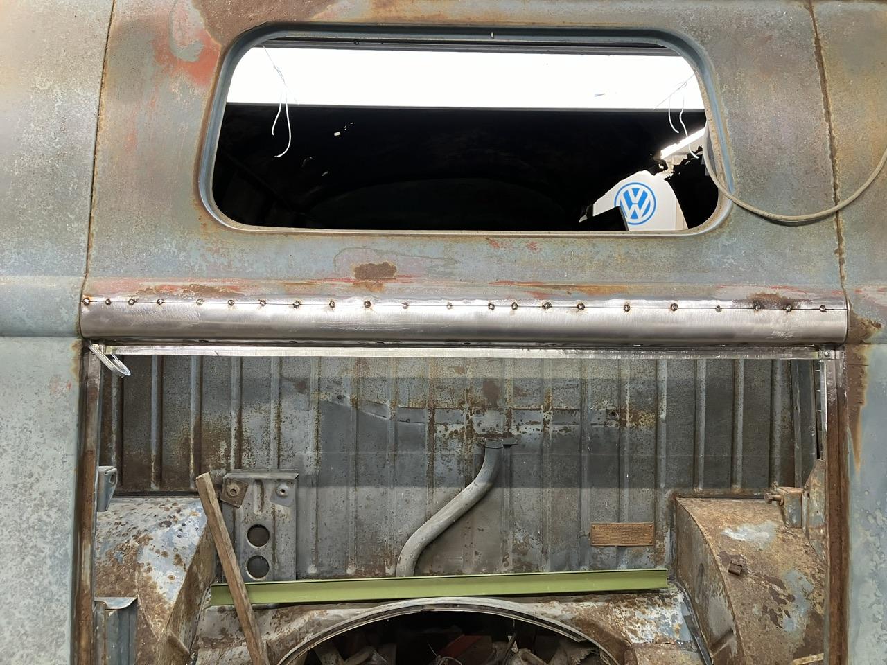 Image may have been reduced in size. Click image to view fullscreen.