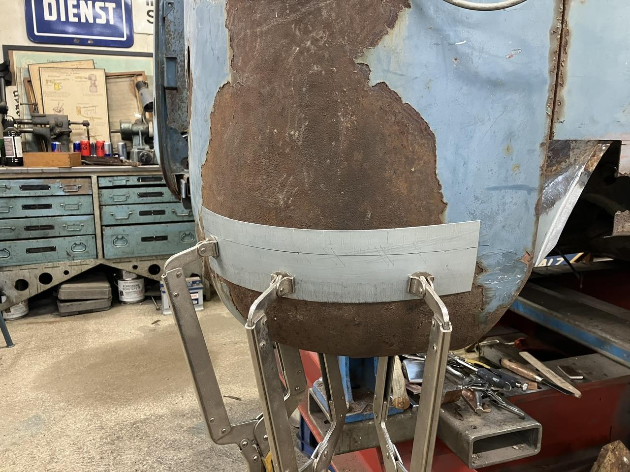 Image may have been reduced in size. Click image to view fullscreen.