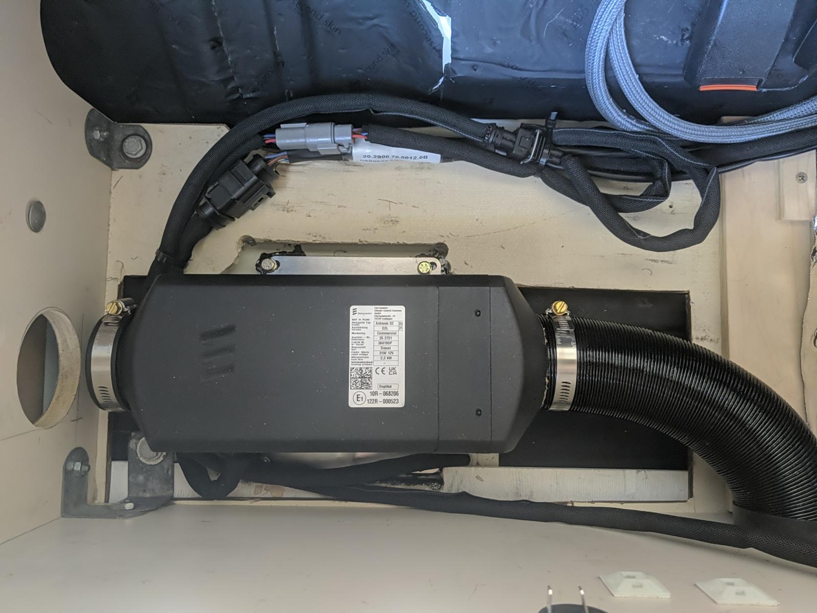 Image may have been reduced in size. Click image to view fullscreen.