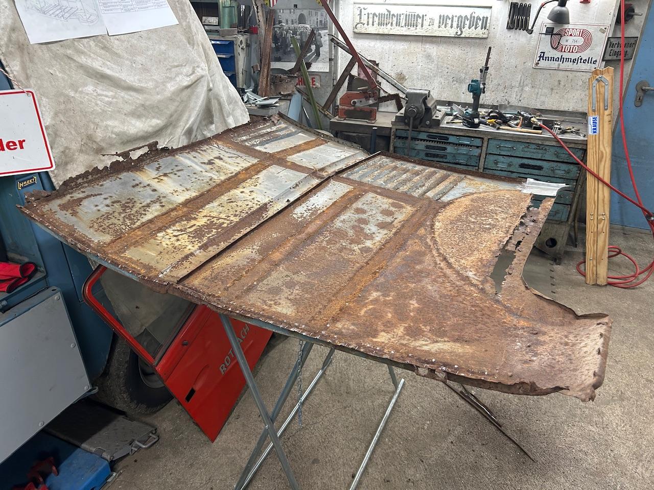 Image may have been reduced in size. Click image to view fullscreen.