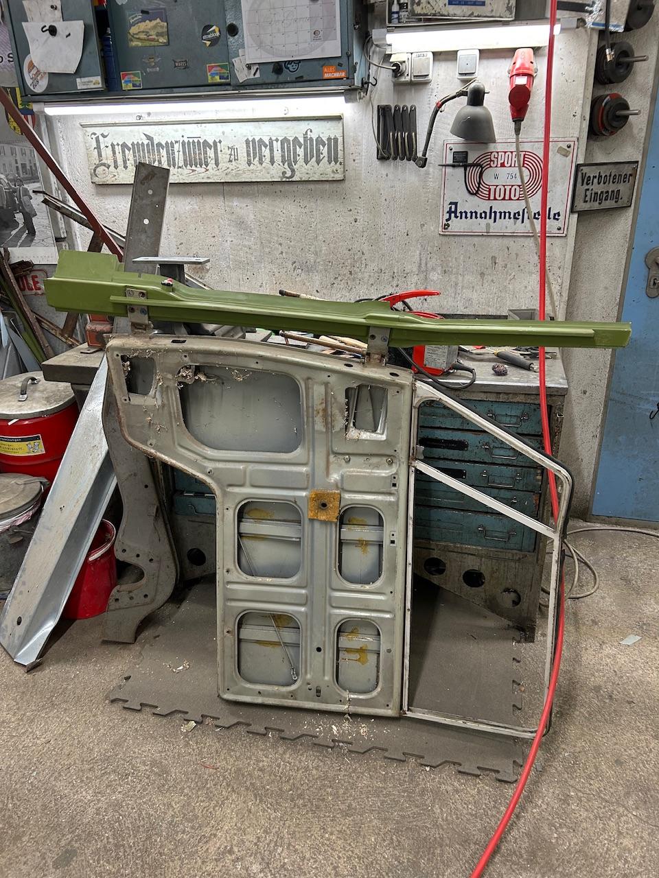 Image may have been reduced in size. Click image to view fullscreen.