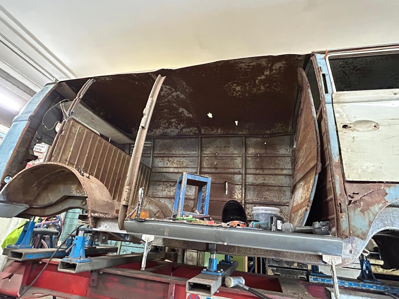 Image may have been reduced in size. Click image to view fullscreen.