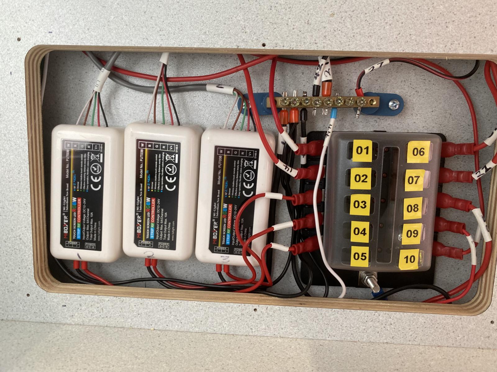 Image may have been reduced in size. Click image to view fullscreen.