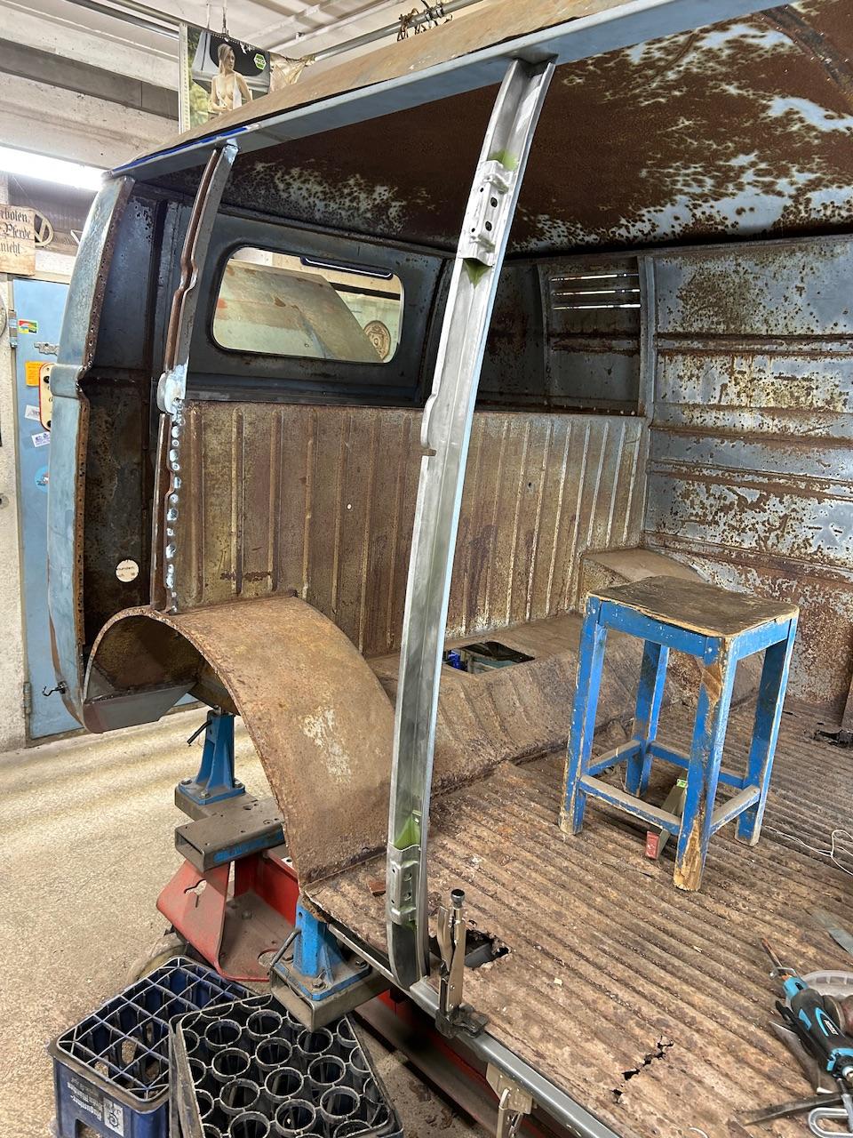 Image may have been reduced in size. Click image to view fullscreen.