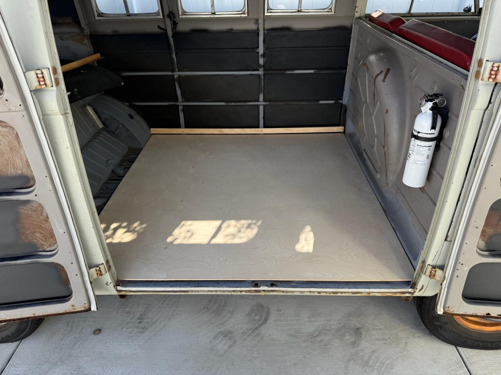 Image may have been reduced in size. Click image to view fullscreen.