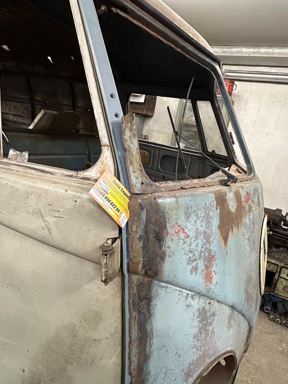 Image may have been reduced in size. Click image to view fullscreen.
