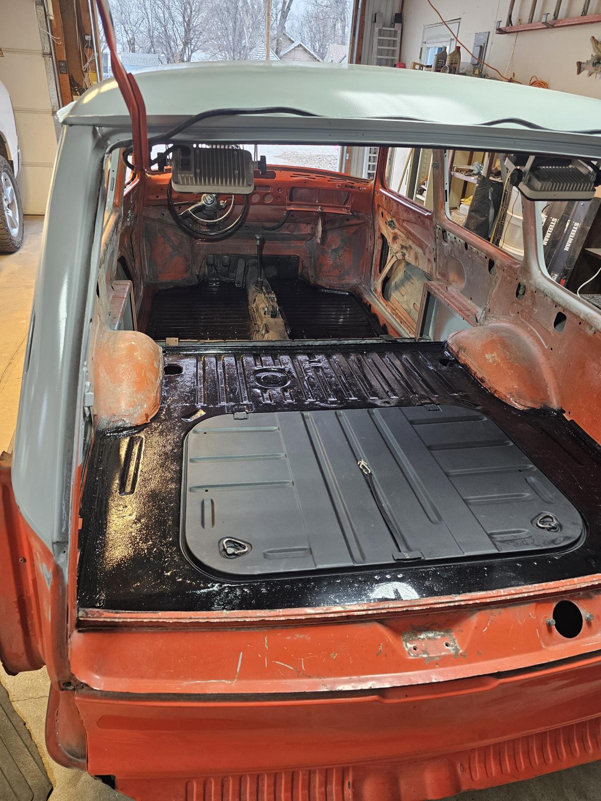 Image may have been reduced in size. Click image to view fullscreen.