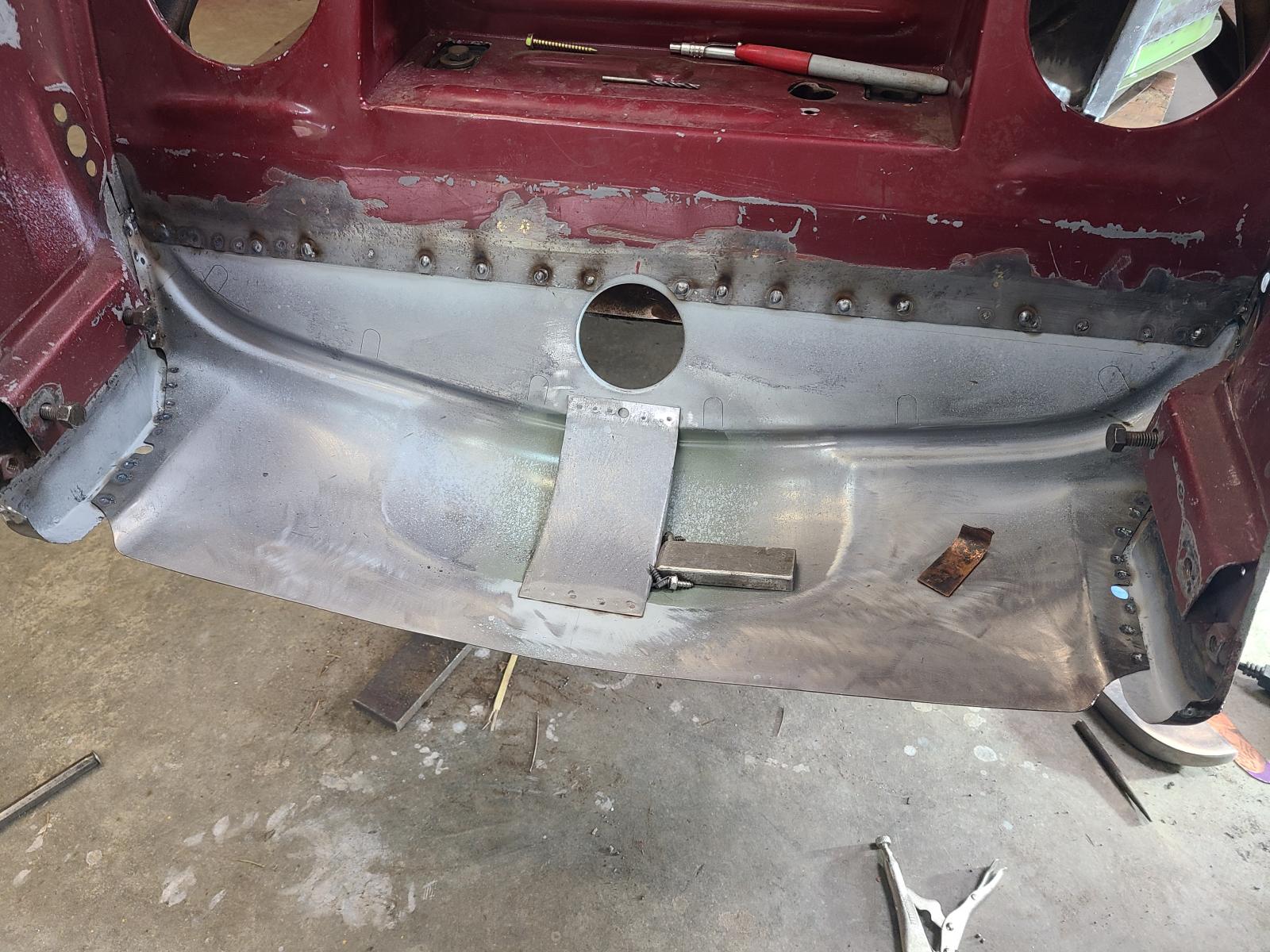 Image may have been reduced in size. Click image to view fullscreen.