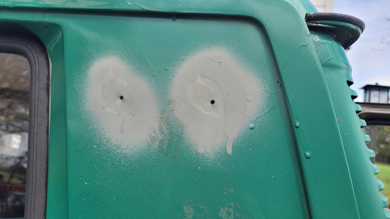 Image may have been reduced in size. Click image to view fullscreen.