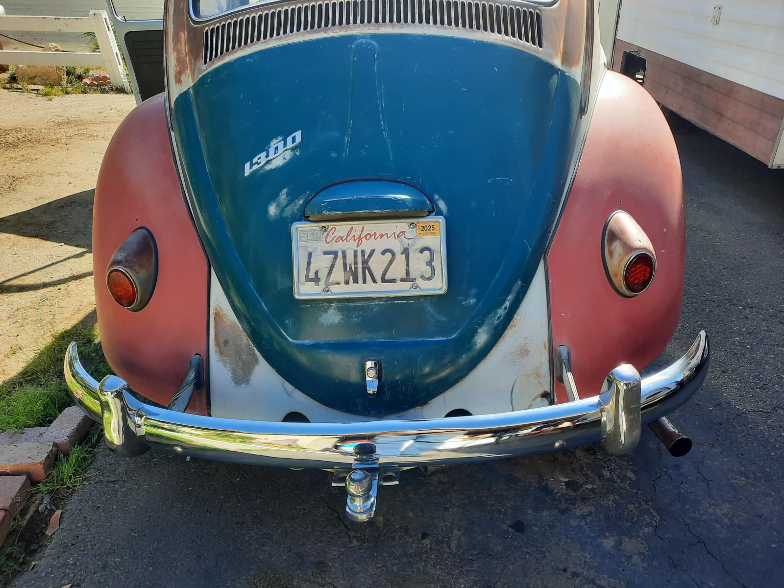 Image may have been reduced in size. Click image to view fullscreen.