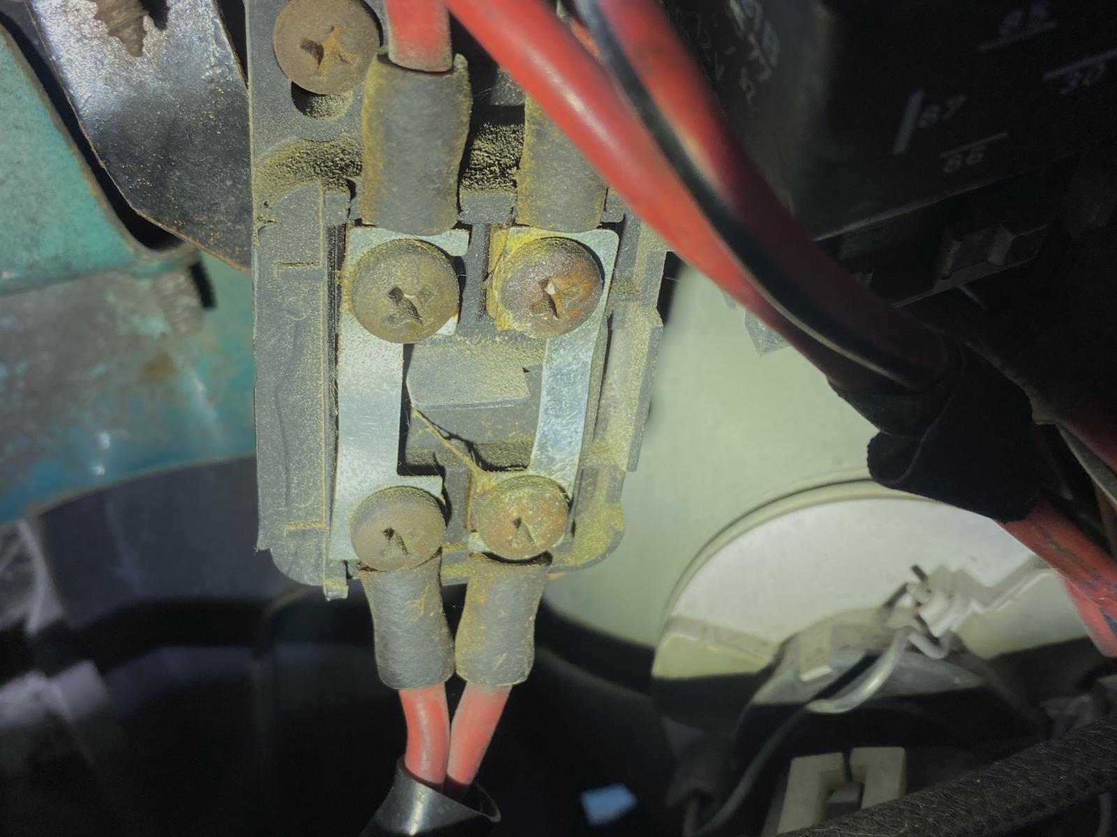Image may have been reduced in size. Click image to view fullscreen.