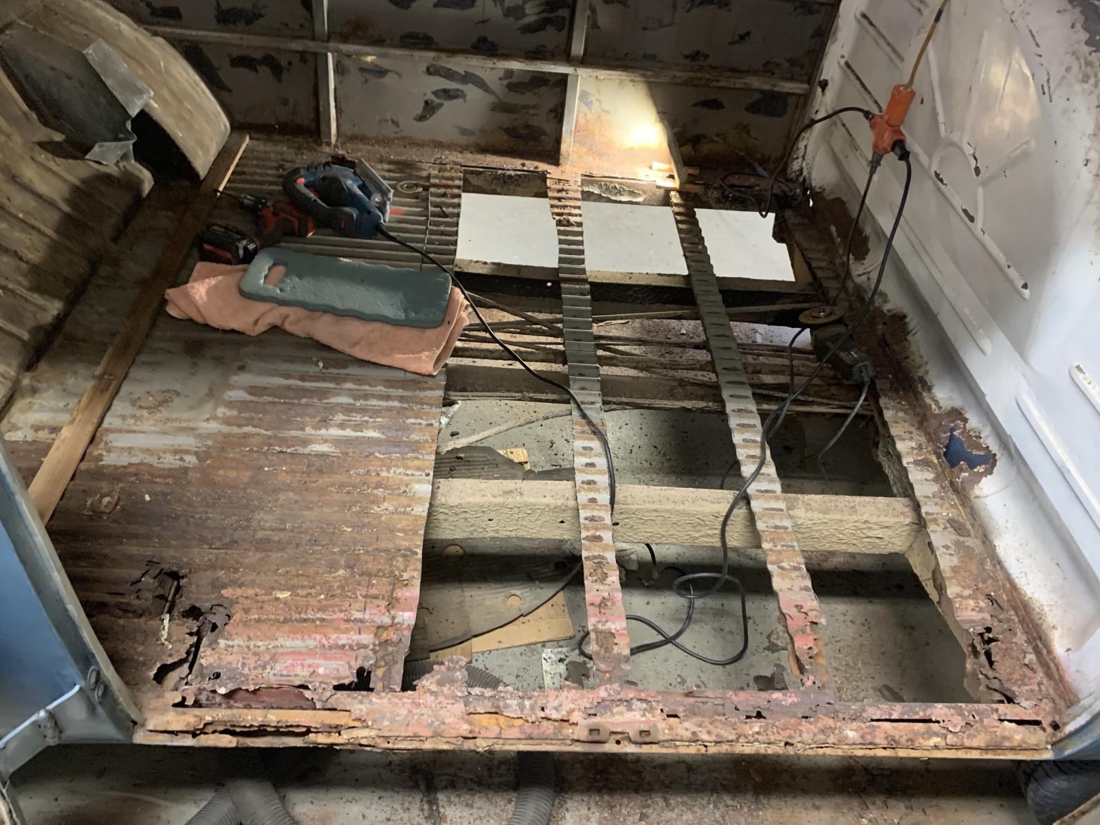 Image may have been reduced in size. Click image to view fullscreen.
