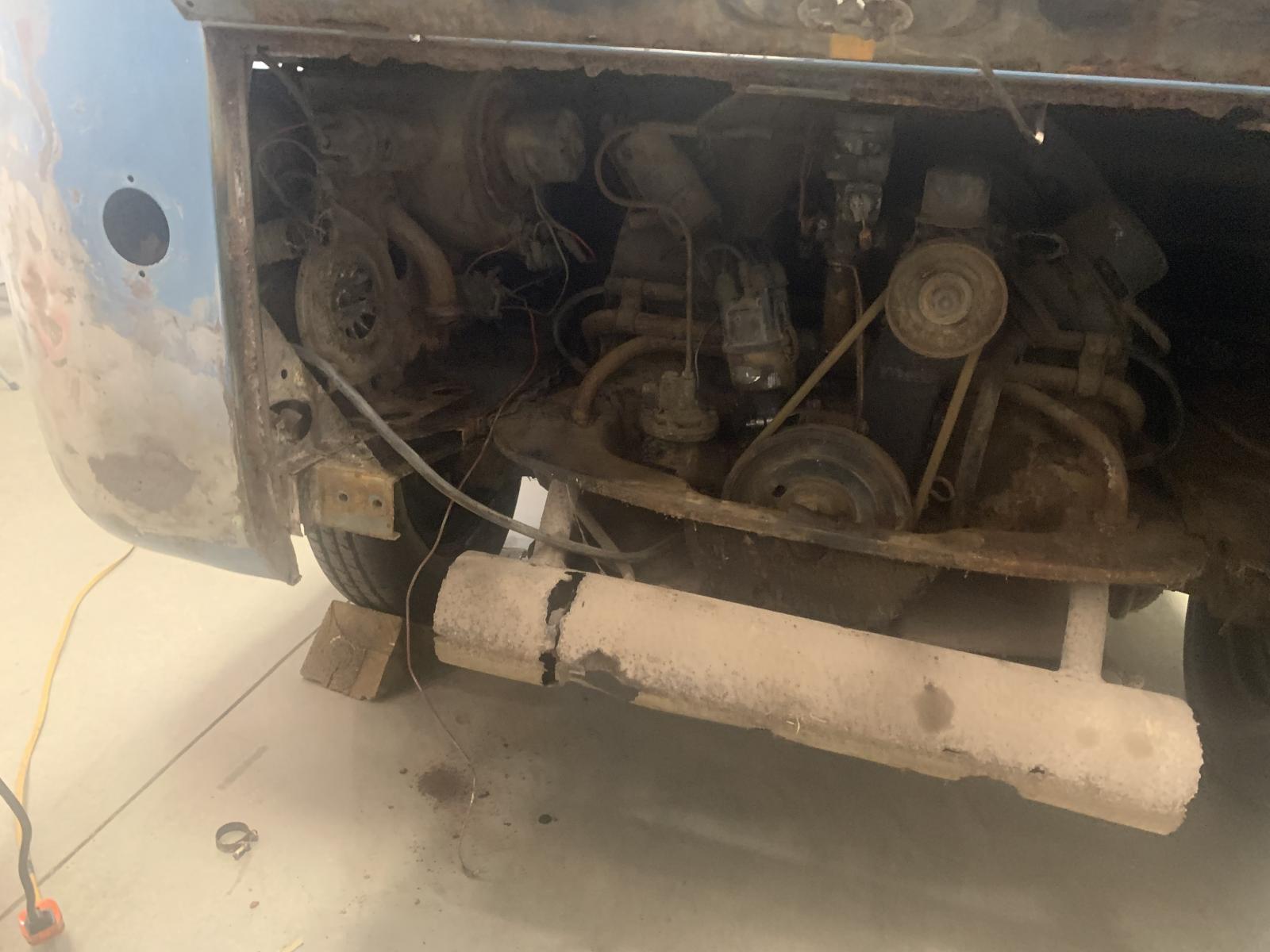 Image may have been reduced in size. Click image to view fullscreen.