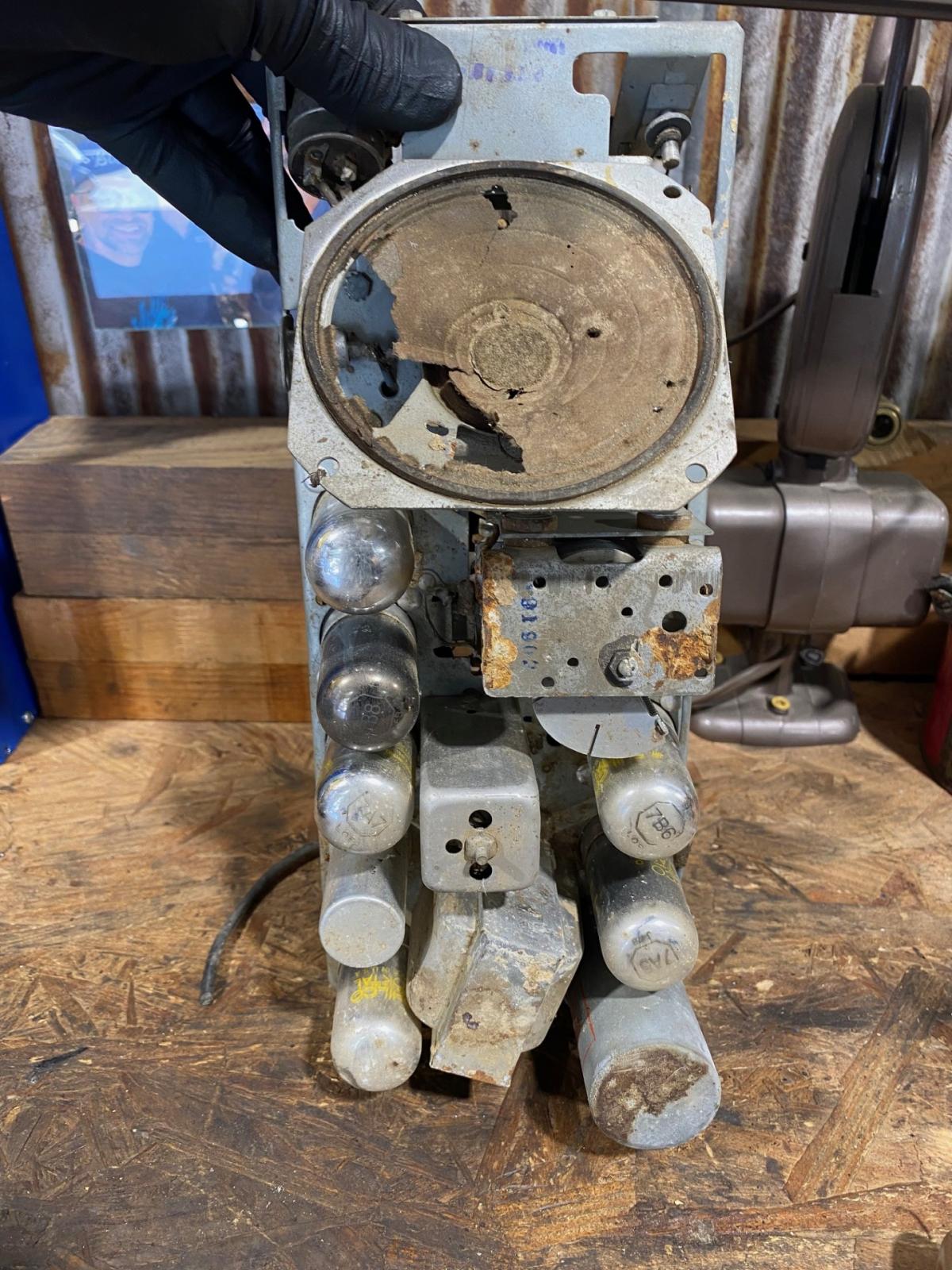 Image may have been reduced in size. Click image to view fullscreen.