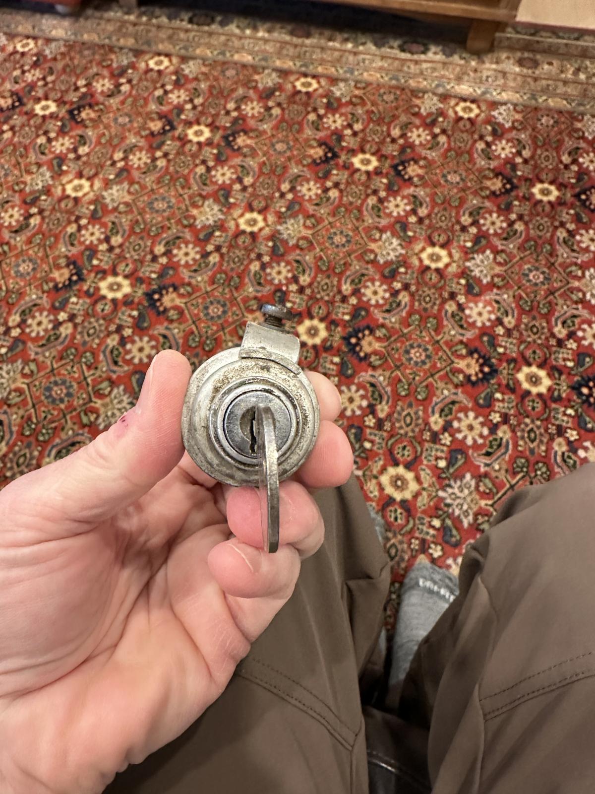 Image may have been reduced in size. Click image to view fullscreen.