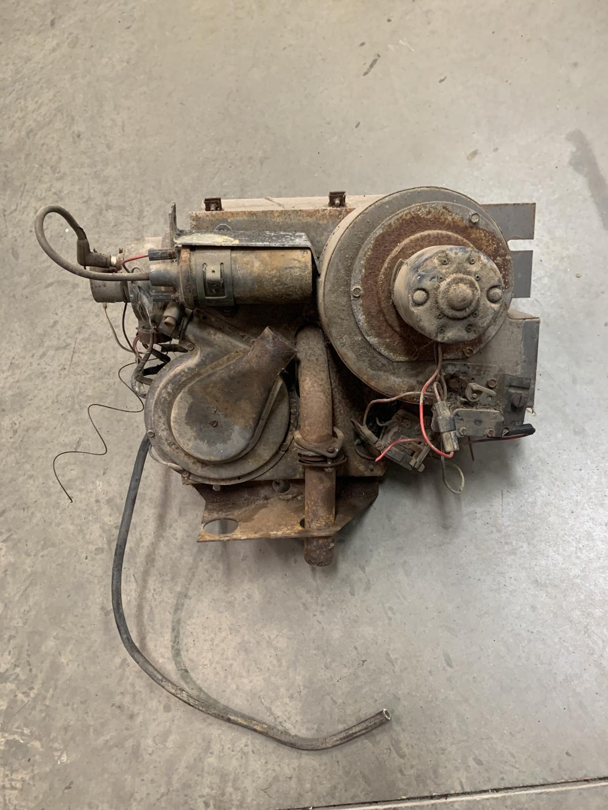 Image may have been reduced in size. Click image to view fullscreen.