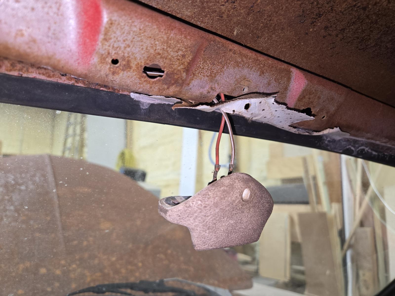 Image may have been reduced in size. Click image to view fullscreen.