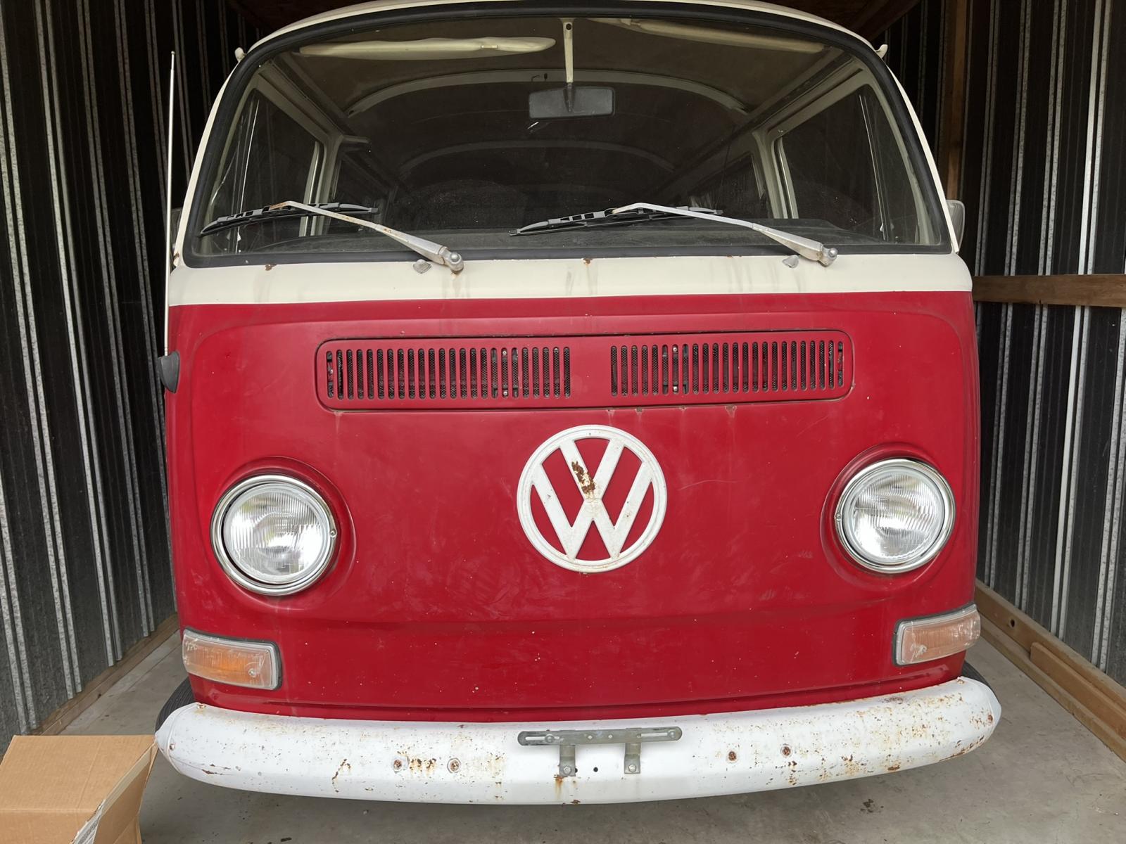 Image may have been reduced in size. Click image to view fullscreen.