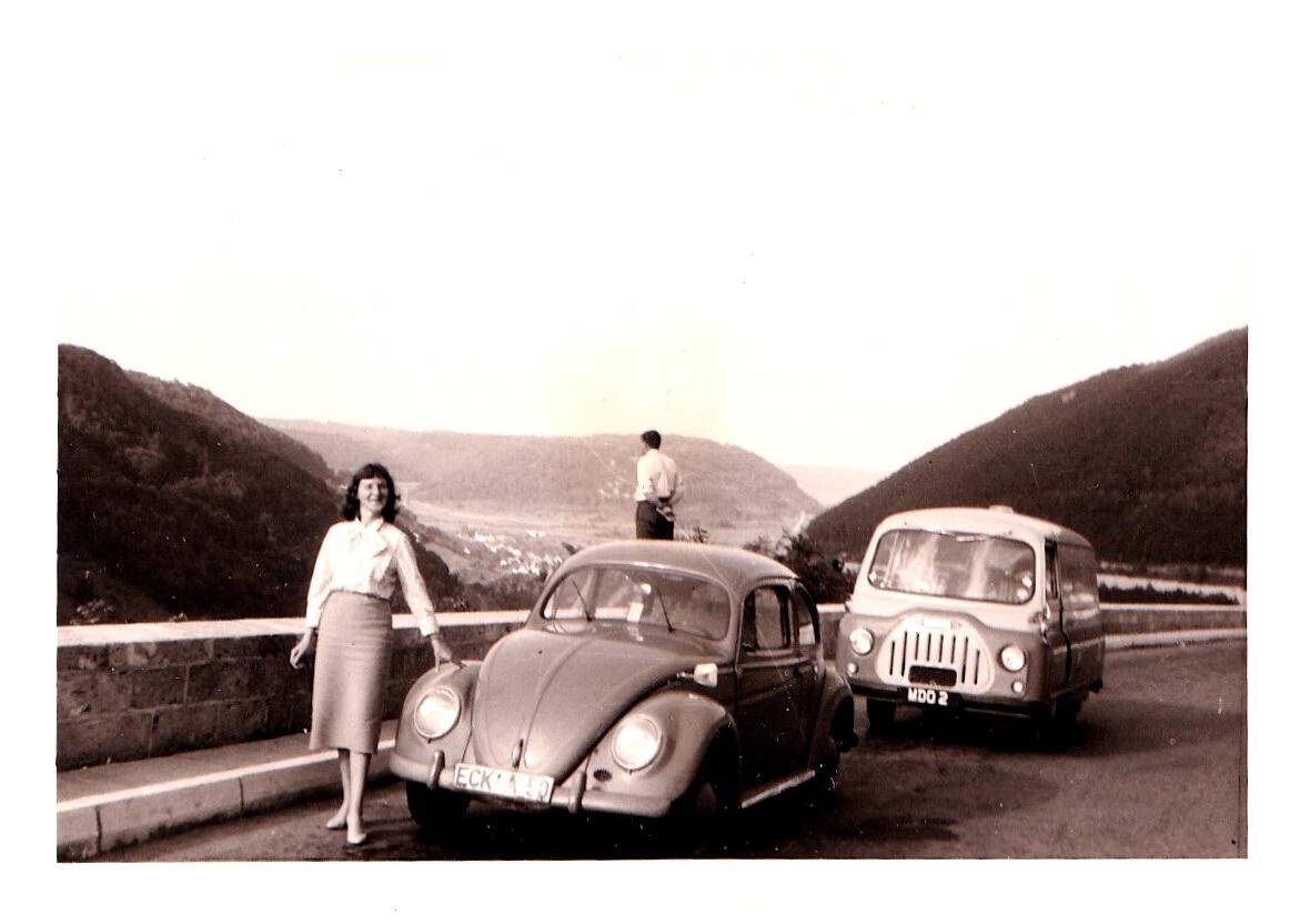 Image may have been reduced in size. Click image to view fullscreen.