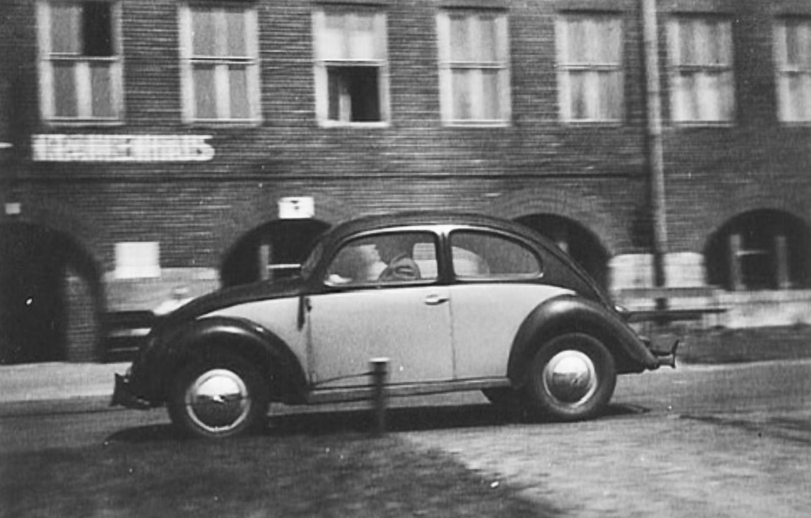 Image may have been reduced in size. Click image to view fullscreen.
