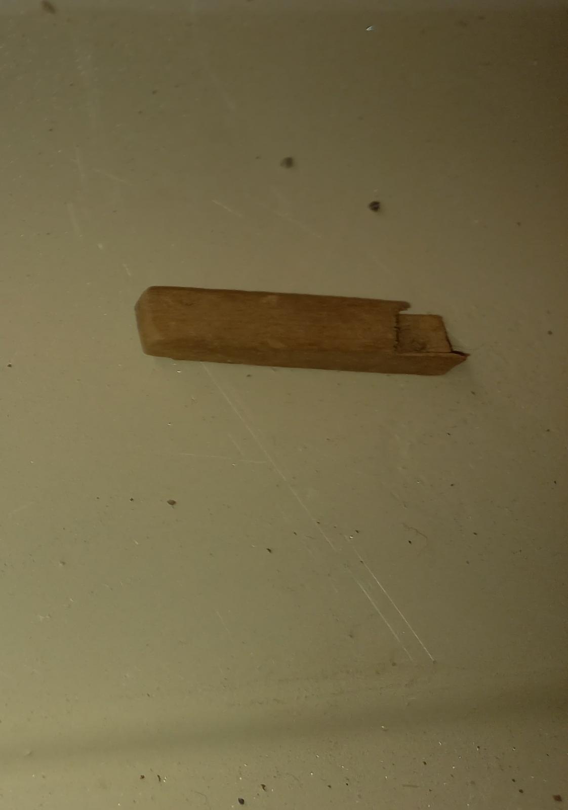 Image may have been reduced in size. Click image to view fullscreen.