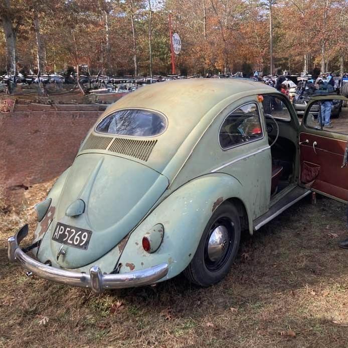 Image may have been reduced in size. Click image to view fullscreen.