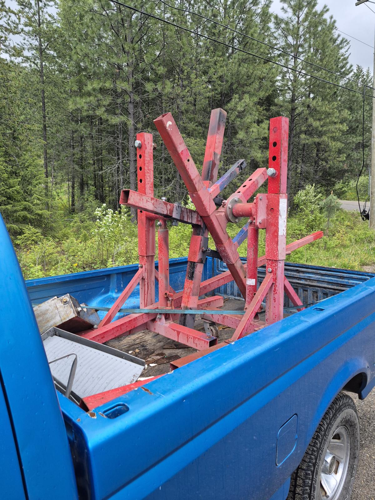 Image may have been reduced in size. Click image to view fullscreen.
