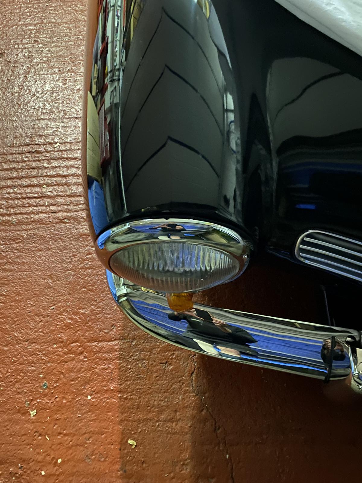 Image may have been reduced in size. Click image to view fullscreen.