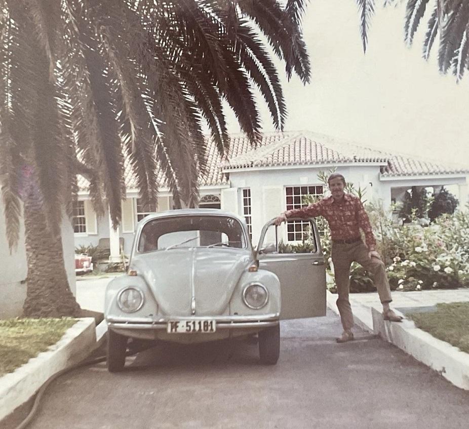 Image may have been reduced in size. Click image to view fullscreen.
