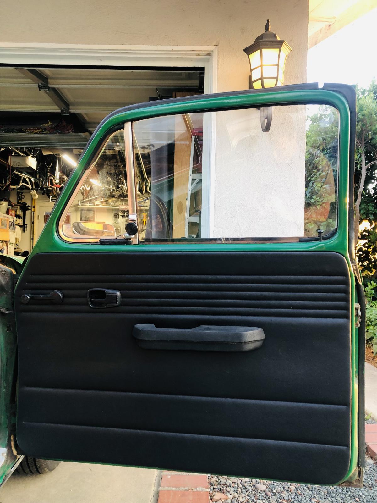 Image may have been reduced in size. Click image to view fullscreen.
