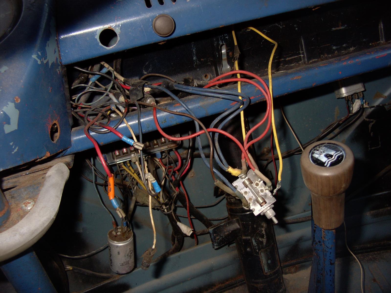 Image may have been reduced in size. Click image to view fullscreen.