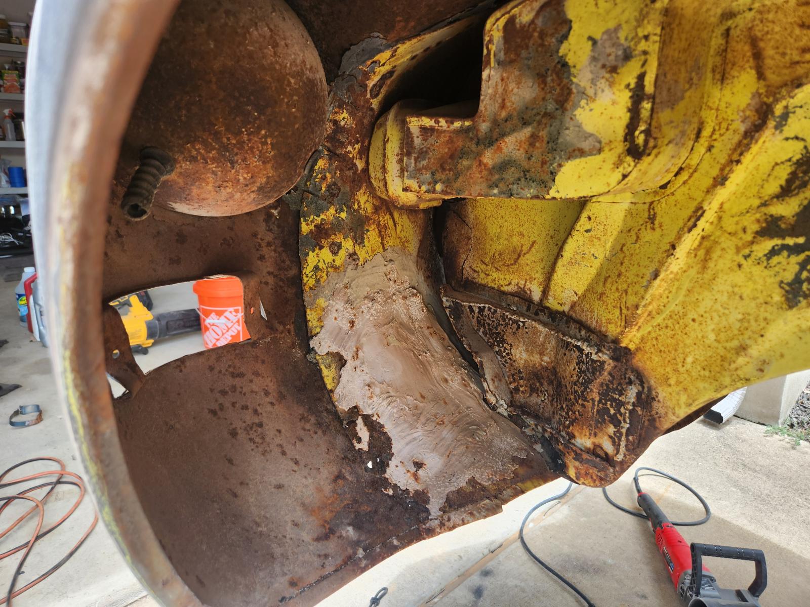 Image may have been reduced in size. Click image to view fullscreen.