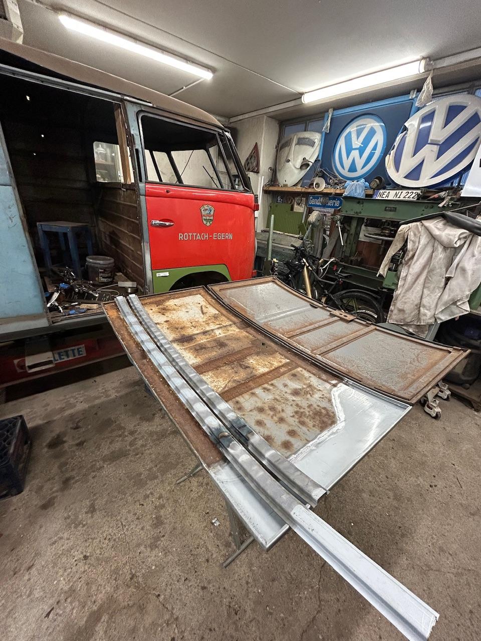 Image may have been reduced in size. Click image to view fullscreen.