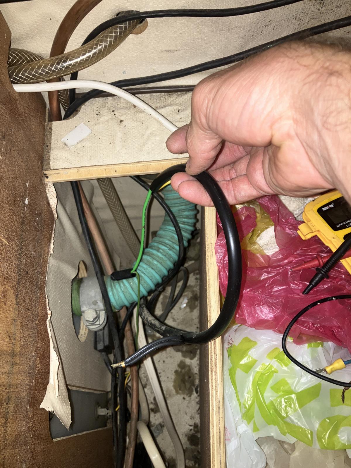 Image may have been reduced in size. Click image to view fullscreen.